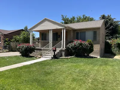 1401 N 300 W