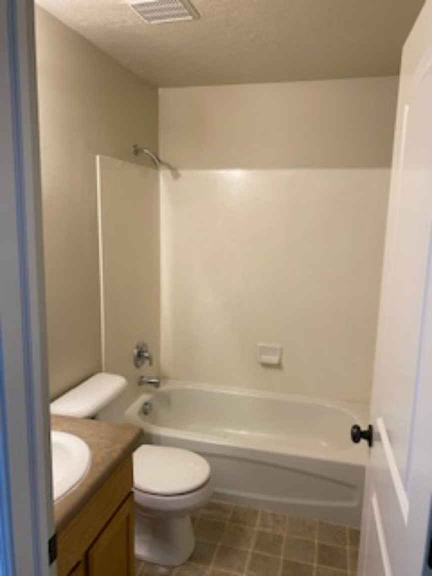 3543 E Rock Creek Rd